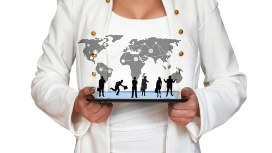 Sourcing VS. Internal management of international purchasing