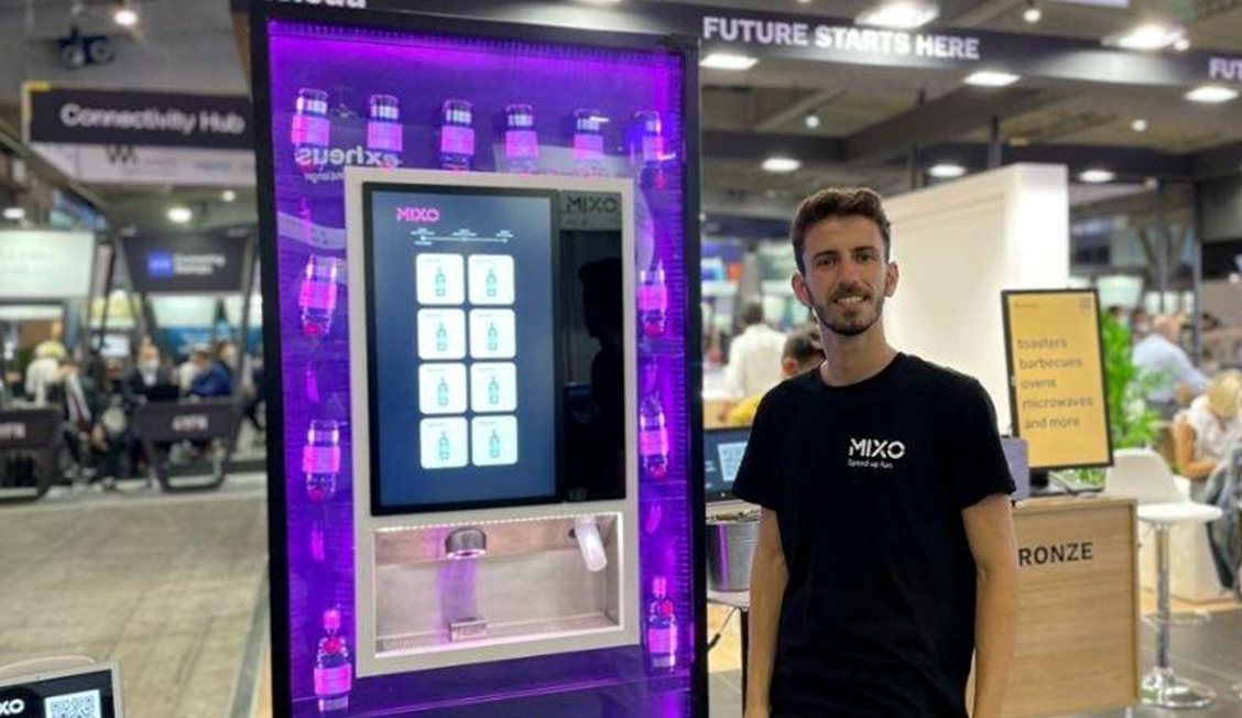 From training to practice -> MIXO: the business venture of a former IQS student