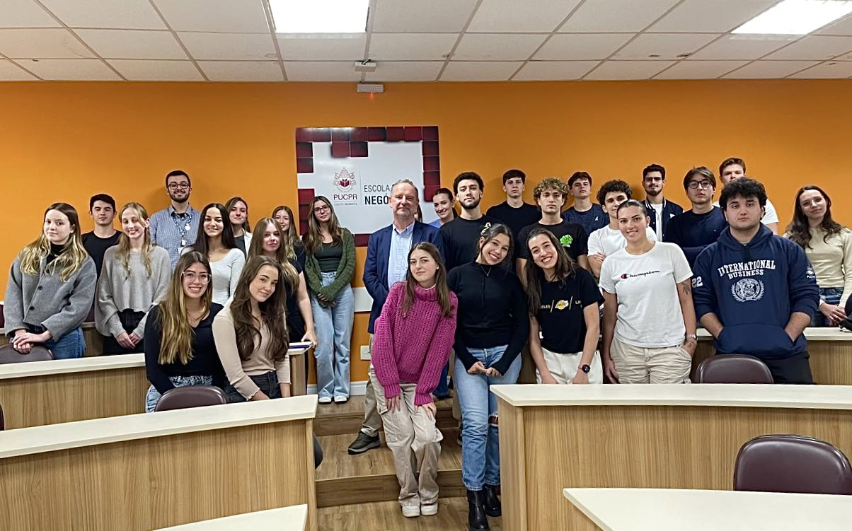 New initiatives in the world of business teaching