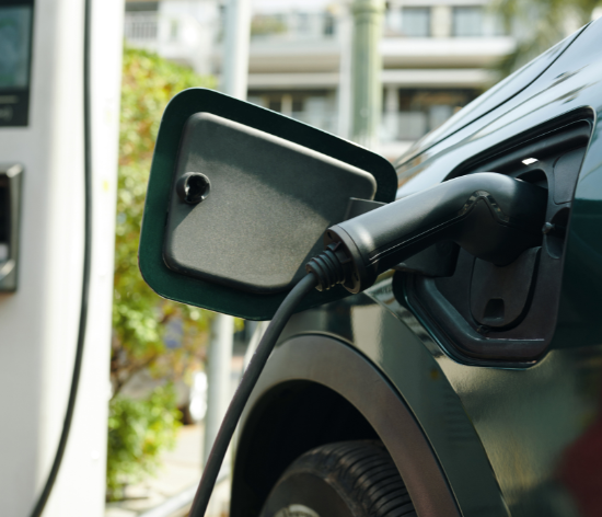 China acelera: un coche eléctrico cambia batería en 99 segundos y refuerza la tendencia global